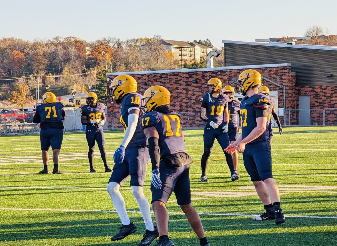 Coach Isaac SR. tweet media