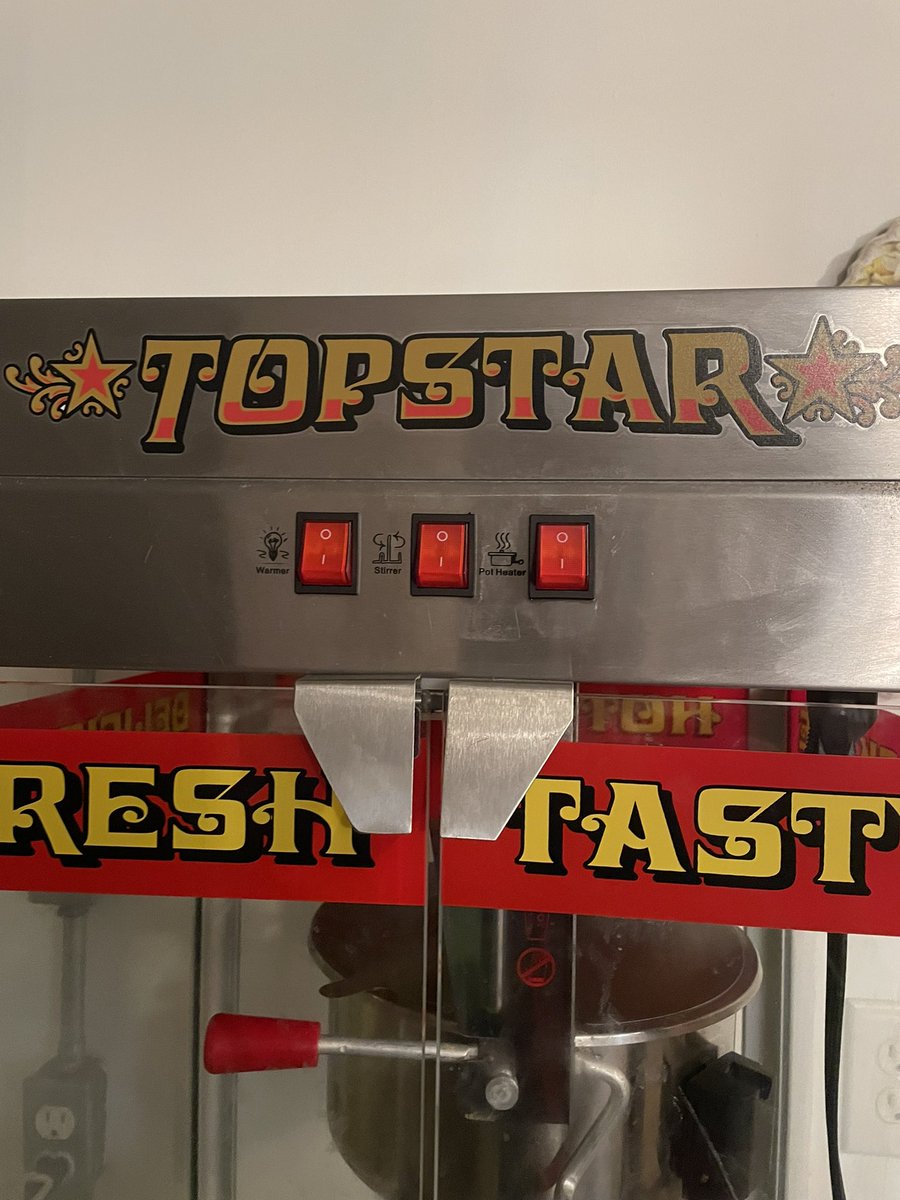 Hannah_the_rad's tweet photo. Ah yes, the snack of a Top Star🍿

 #RevueStarlight https://t.co/Teh6Czkx1h