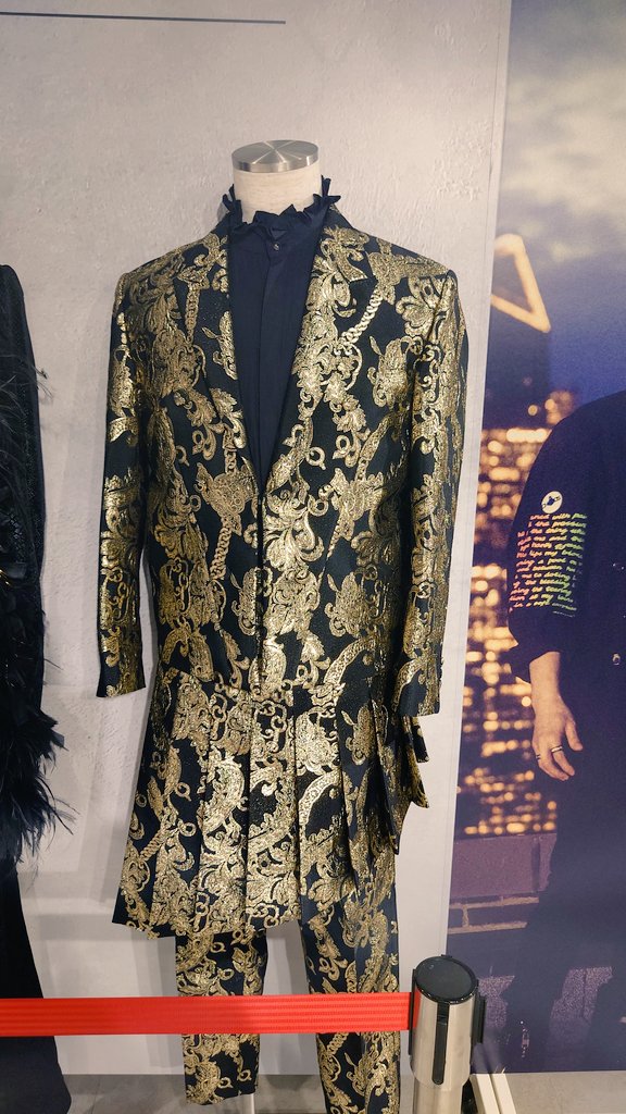 GLAYちゃんのアニバーサリーライブ衣装観に来たよ〜✌️ 30cmくらいの