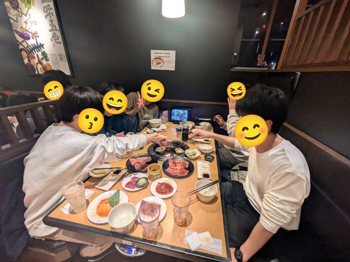 kou_jich's tweet photo. こんにちは！
岐阜大学工学部学生自治会です！

先日、工学部祭の打ち上げに行ってきました😆
学部1年生から大学院2年生まで、仲良く焼肉を堪能しました🥩

引き続き工学部生の学校生活をより良くするための活動を行っていきます。
ご協力よろしくお願いいたします！

#岐阜大学
#岐大
#岐阜大学工学部 https://t.co/EVtKlHKKmx