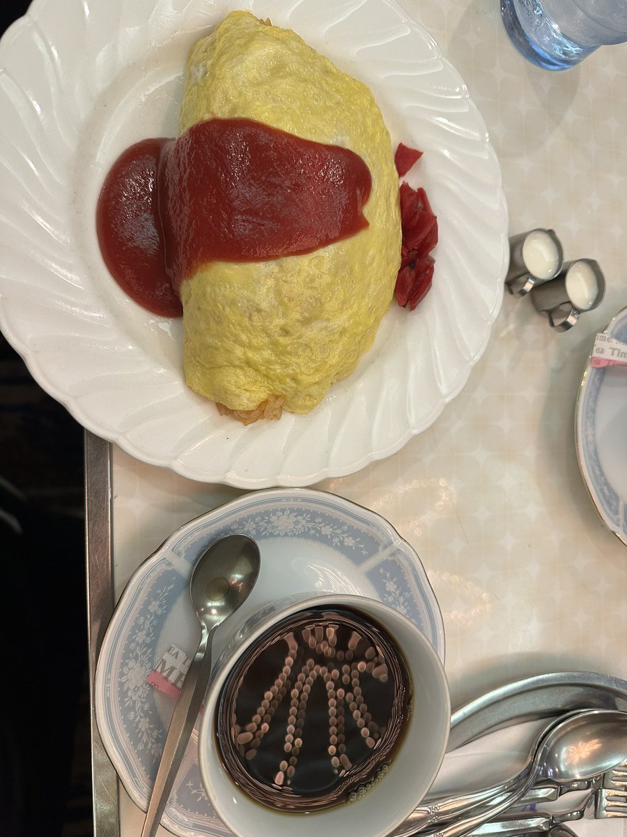 yo_shy82's tweet photo. アメリカン行ってきました！
オムライス美味しかった！
ホットケーキも！ https://t.co/4HLMc9gAvb