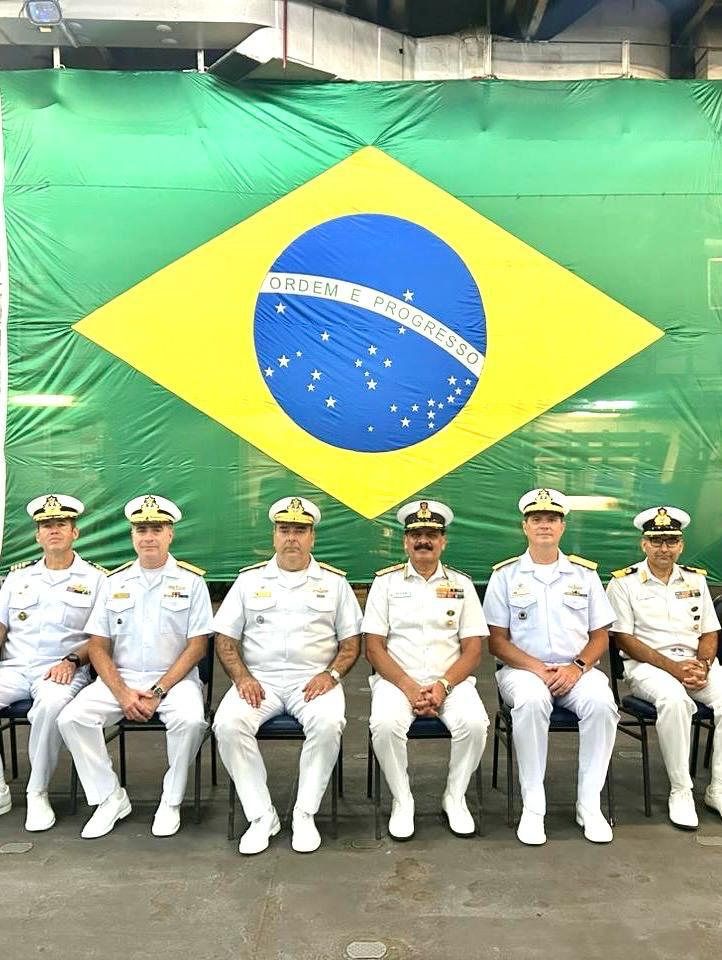 indiannavy's tweet photo. Prior to concluding his official visit to Brazil, Adm Dinesh K Tripathi, #CNS, visited the Brazilian Navy’s multipurpose amphibious helicopter carrier, NAM Atlântico (A140), on #12Dec 25.

#CNS was hosted by Adm Cláudio Henrique Mello de Almeida, the Commander of Naval Operations, #BrazilianNavy, and was given a guided tour of the carrier by the ship’s Commanding Officer.

Discussions progressed on the strategic security environment in the Atlantic Ocean & the future of warfare in the maritime domain. Deliberations also covered technologies employed by non-state actors in non-traditional & transnational crime, the operational capabilities & amphibious roles of the #BrazilianNavy Fleet, and avenues to further enhance #interoperability between the #IndianNavy & #MarinhaDoBrasil.

#CNS also attended the Passing Out Parade of 140 midshipmen of the Dom Pedro I Class, at the Brazilian Navy’s Naval Academy at Rio De Janeiro.

Both engagements underscored the mutual commitment to deeper maritime cooperation between #India & #Brazil, advancing shared security goals, training engagements, and defence. 

🇮🇳🤝🇧🇷 #BridgesofFriendship
#MaritimePartnership
#MAHASAGAR

@marmilbr @BrazilEmbassyIN
@SpokespersonMoD @indiainbrazil