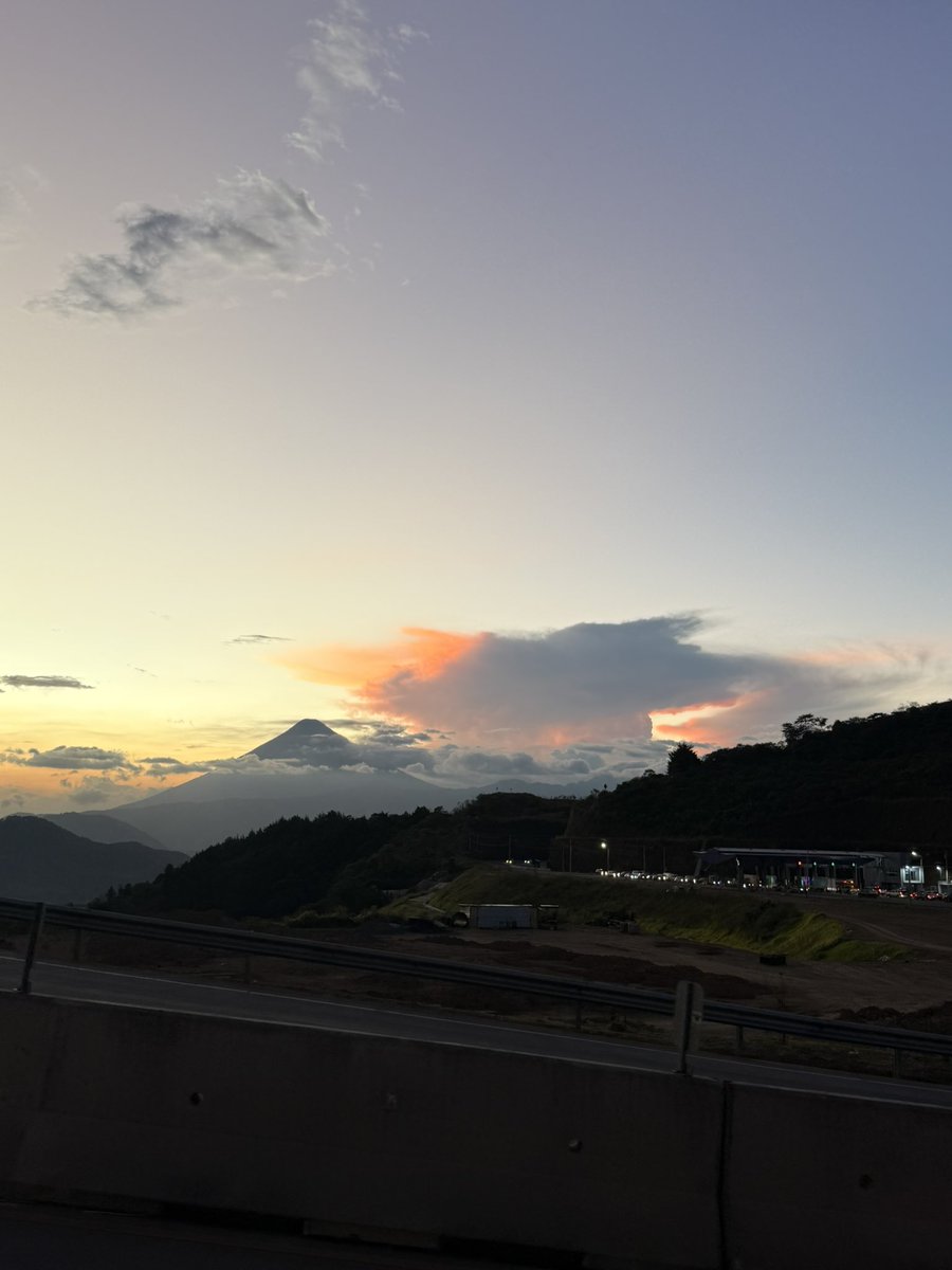 Lo lindo que estaba el cielo hoy. 🥹😍