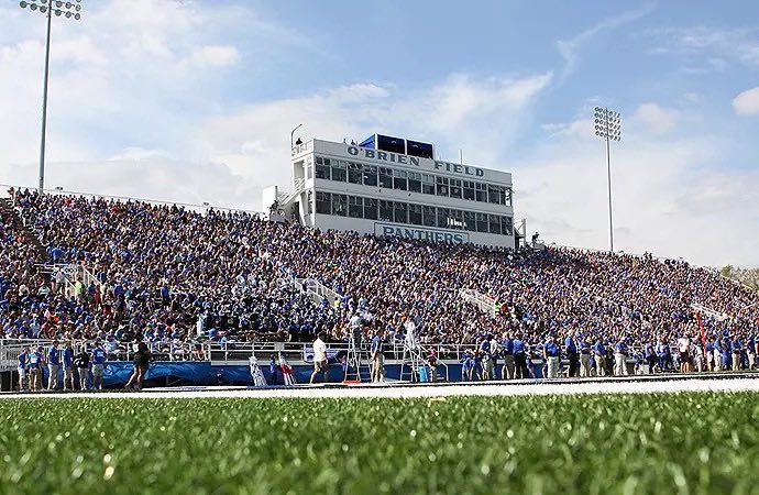 micah_valen's tweet photo. All Glory to God! After a conversation with @FB_Coach_Wilk, I’m blessed to receive an offer to Eastern Illinois University! 
@JUCOFFrenzy @JuCoFootballACE @CoachPaychek @GenoRamsey @RCCTigerFB @CoachKevinCraft @CoachStrobel @Coach_Noel5 https://t.co/supnUq6vHA