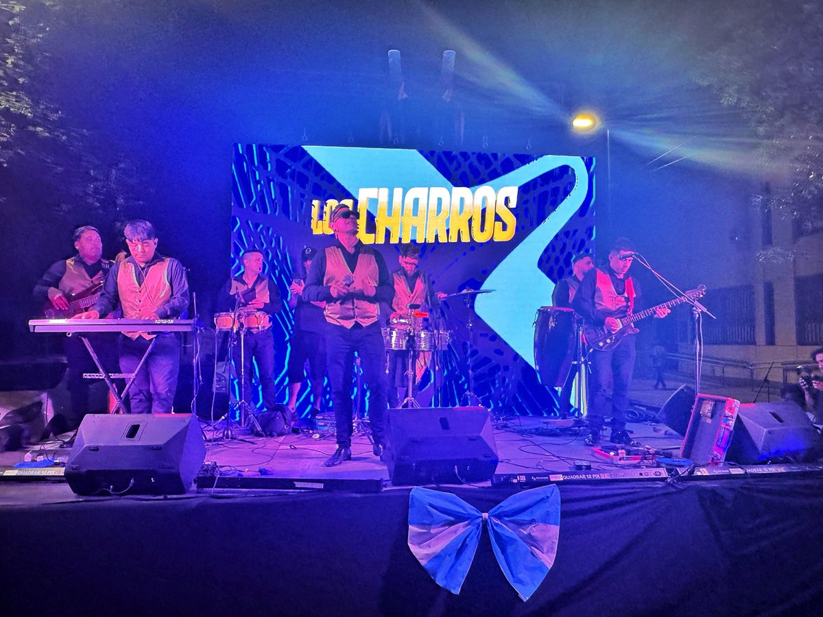 fmriachuelo's tweet photo. #FestivalEnLaCalle
#LaGraficaCumple
#20AñosDeComunicacionPopular

@radiografica893 https://t.co/C6qqiWy2mR