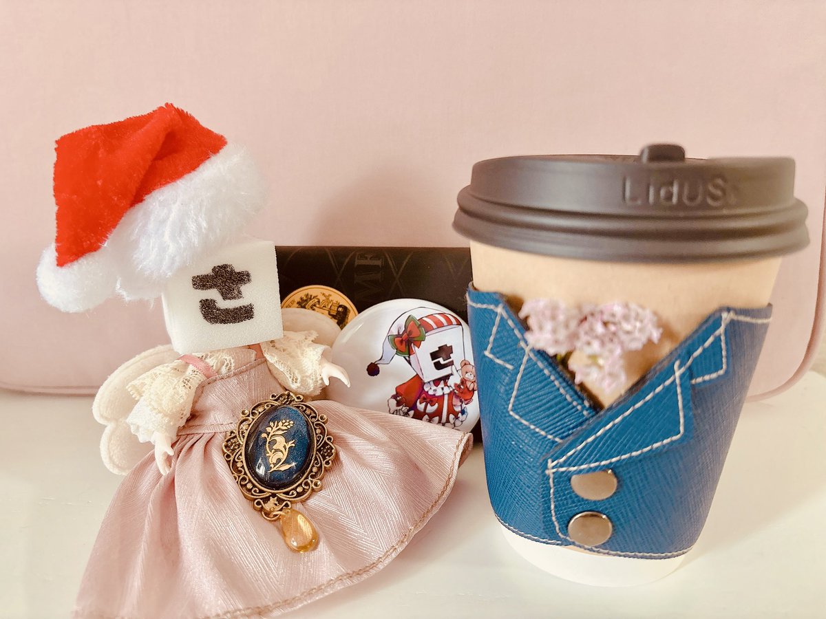 #いぎょふぇす　
せんりひんはありますか〰︎？

＼佐藤ちゃんは／

しばティのブローチ<a href="/shiba_made/">しばととや@2/20~28初個展</a> 
ぴょんちゃまのスリーブ<a href="/seat755_oh/">ぴょんきち📞👘</a> 
まんがか•夏太郎ちゃんせんせいイラストの缶バッジ＠mizubenatutaro 

＼てにいれた／