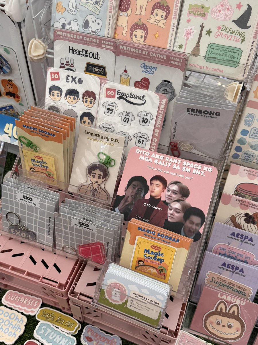 wbycathie's tweet photo. Kahapon ko pa napapansin na nagiging rantspace ng mga galit sa sm ang booth ko. So ayan I made it official lol. Hahaha! 

#exois9 #exol #exoplanet #exo https://t.co/tzTRM0LNap