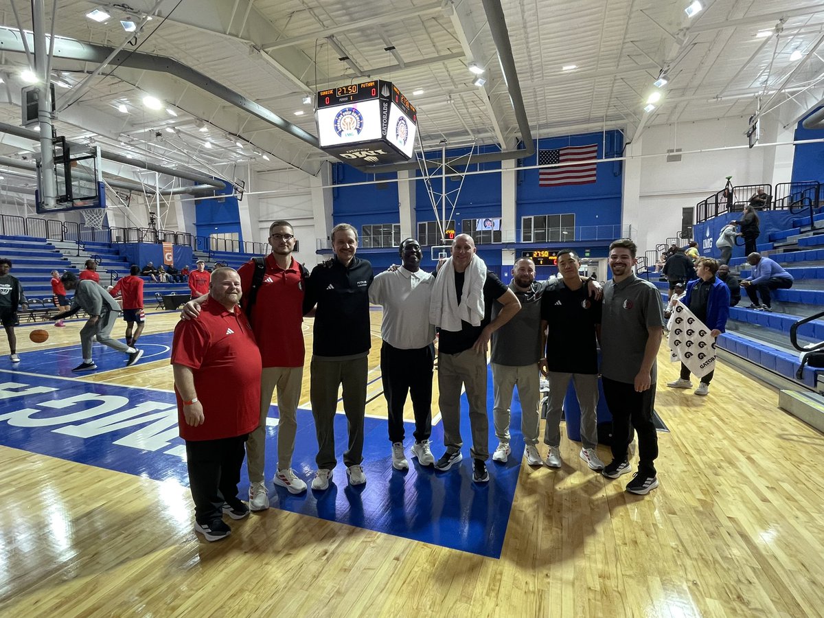 Tom Espinosa tweet media