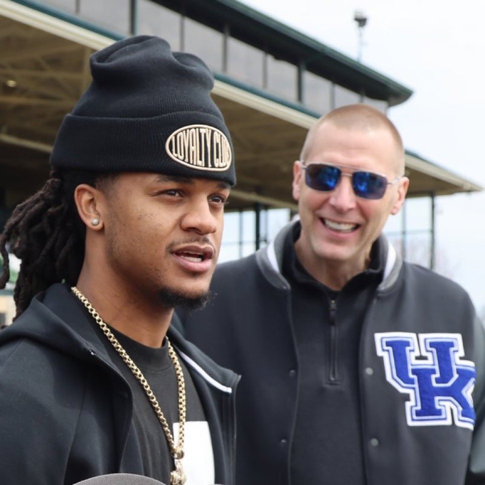 Janson Hoskins (@jzhoskins) on Twitter photo 