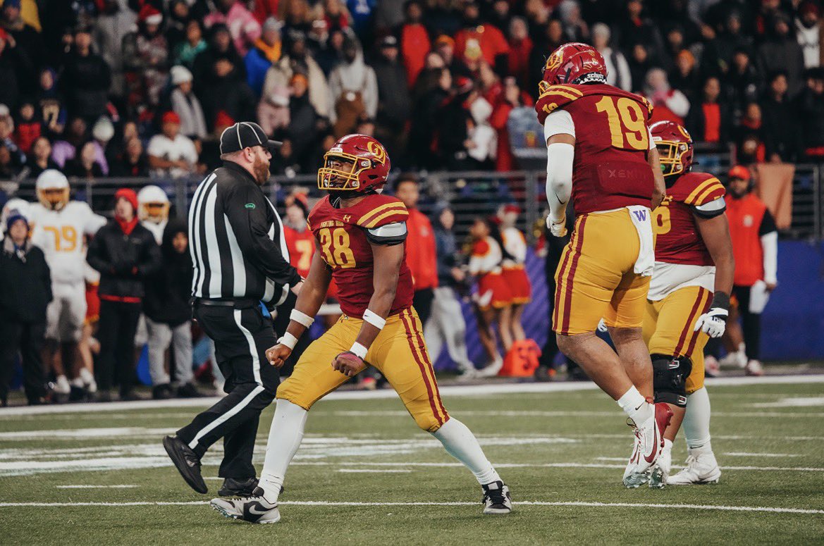 AkaProbl3m28's tweet photo. Please take some time to check out my Playoff + State Championship Highlights🙏🏾 
Season Stats:
Tackles: 25
TFL: 3
Interception: 1
Touchdown: 1

#AGTG✝️ #SophmoreYear @ODeaAthletics 

https://t.co/pn3hBLiwMc https://t.co/ZTJrXSO0Ej