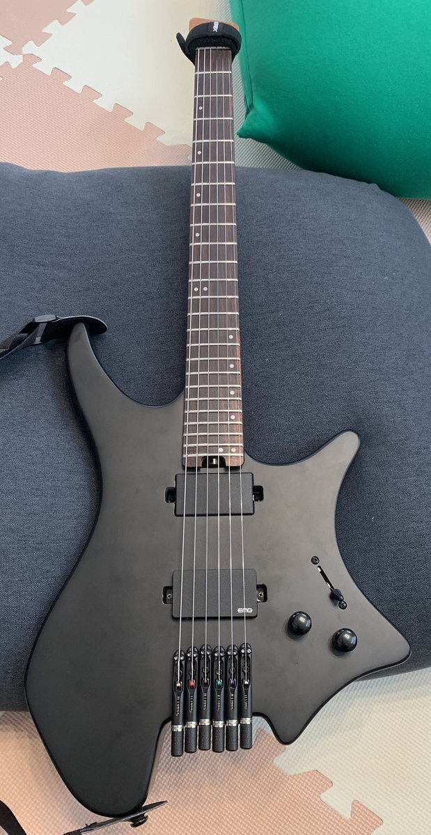 GFC GHL-300 EMG 85x リアハム1発改造済　drop A GFC GHL-300 購入後EMG81に交換 ピックアップ本体の底を少し削ったら