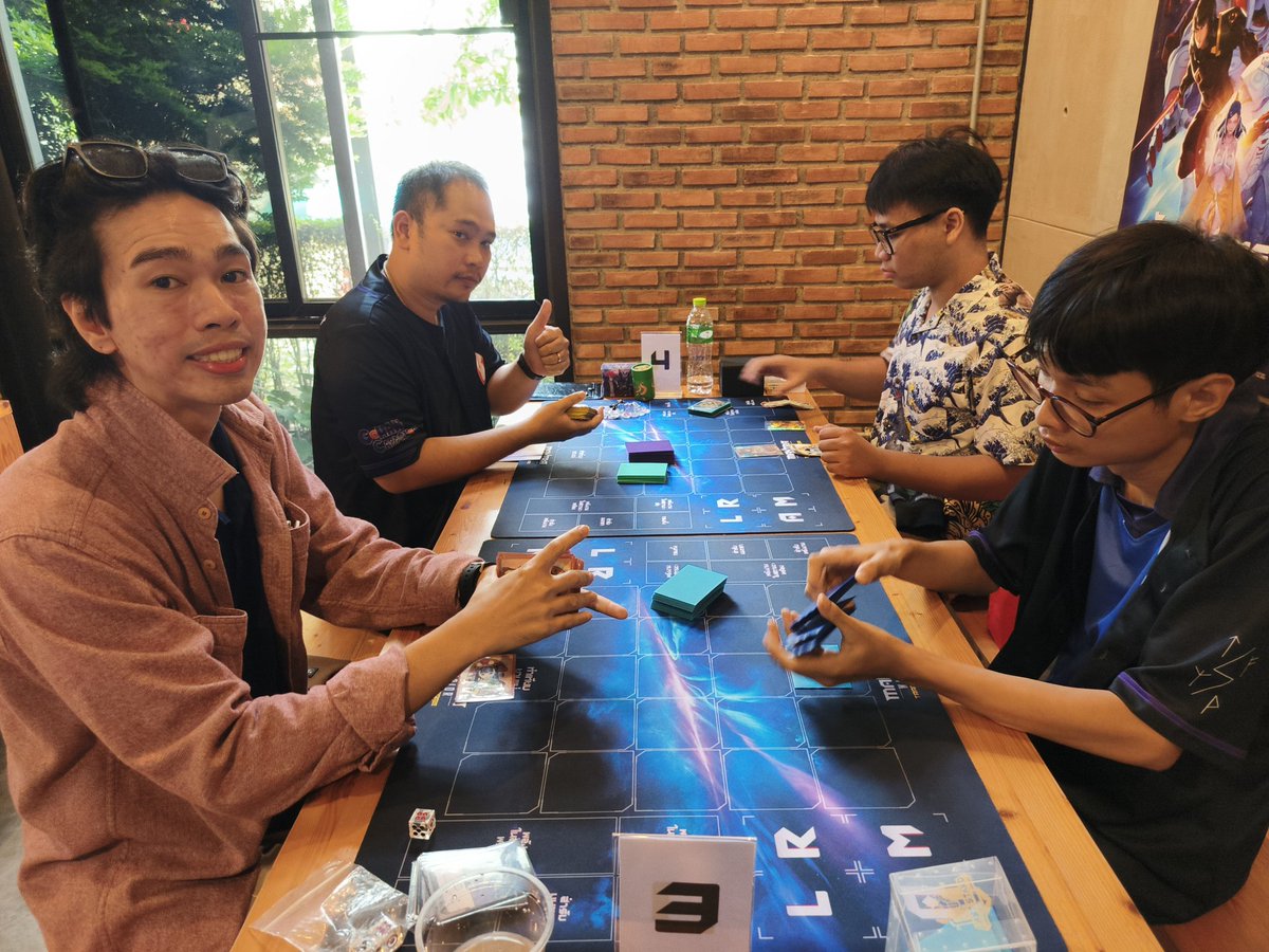 StudioRiff's tweet photo. 🔥 บรรยากาศวันนี้กับ Mantra Warrior TCG Ranked Match [1]
ความมันส์ ความเข้มข้น และการดวลเด็คแบบจัดเต็ม ⚔️
ขอบคุณนักรบทุกคนที่มาร่วมศึกวันนี้
#MantraWarriorTCG #RankedMatch #RiffStudio #cardgame https://t.co/9WFl4nuvj1