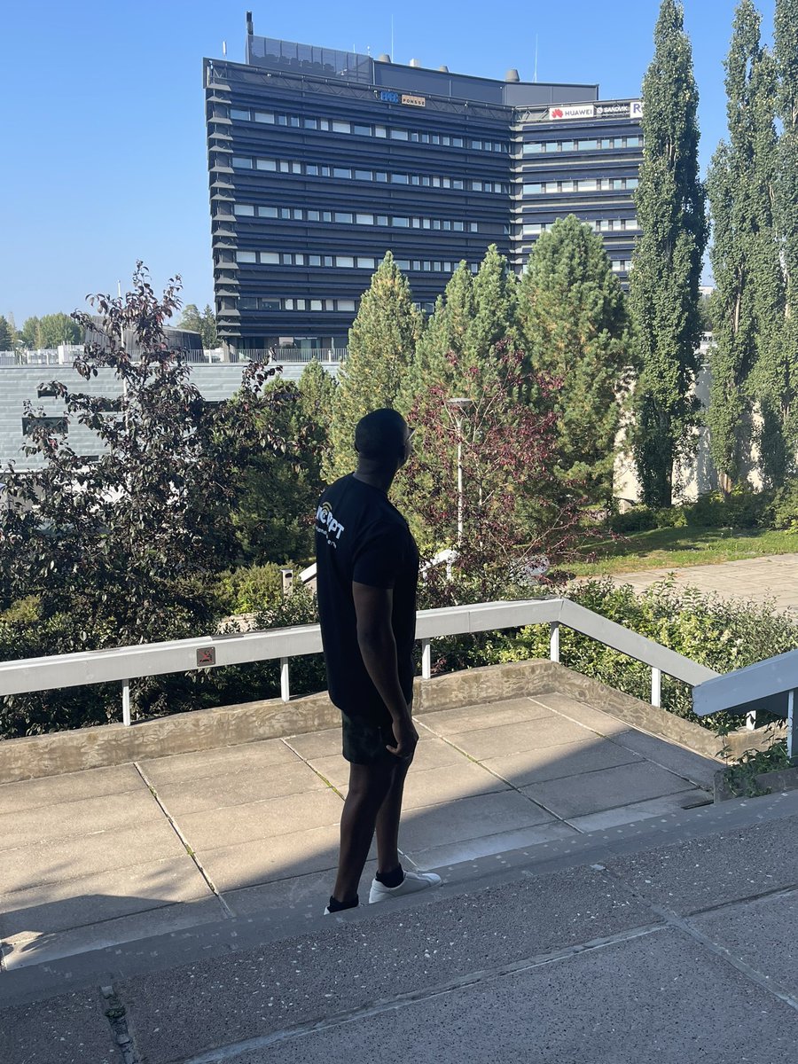 AronuUgochukwu's tweet image. Brilliantly captured. This is Tampere University, Finland, with a Huawei Building right inside it. This university is also heavily funded by Nokia to research 5G/6G and other communications technologies. 
It’s not a mistake that these companies fund the universities. It is not…