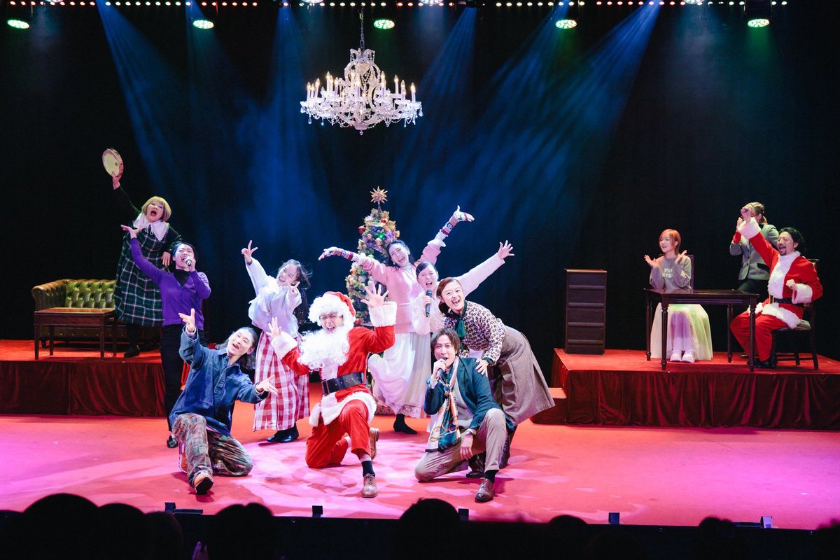 AlexandriteSTG's tweet photo. ⠀/／
🗣絶賛開幕中🧑‍🎄
   \＼

舞台『25Magic』
https://t.co/Mk88G0HVjK
劇場・新宿村LIVE
演出・中村優希

《Ruby》
満員御礼🈵

12/14(日)18:00
受付開始/開場
17:15

上演⏰2時間10分
1幕55分/休憩10分/2幕65分
※面会・差入れなし
※キャンセル待ち

Xmas一色の劇場へ是非🎄

#アレステ #25Magic https://t.co/xGpWafSg7c