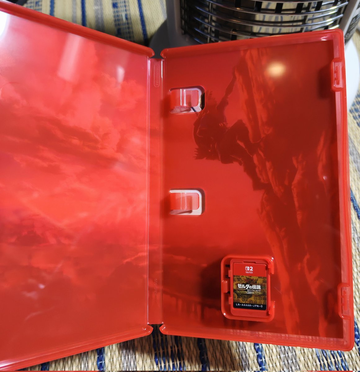 そういえば、Switch2のソフトを開封した時… こんなにもシンプルなの