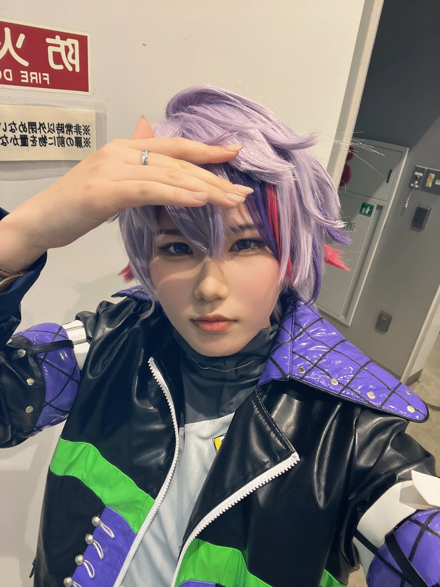 E7/8

 #ADV020   #ビクパにいるよ