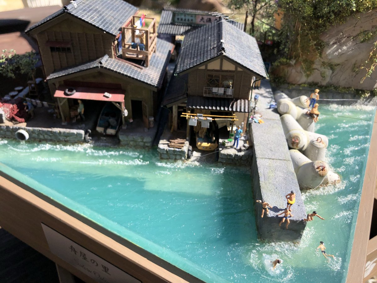 新年2日から展示する山梨県立科学館でのジオラマのメインテナンス。次の3作品『水郷の花嫁』『Under the tree of autumn leaves 』『舟屋の里』を点検終了しました

#ジオラマ
#ミニチュア
#山梨県立科学館