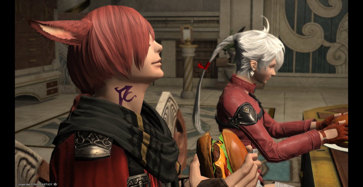 g_hosaku's tweet image. バーガー食ってるラハ可愛すぎる　守護りたいこの存在を