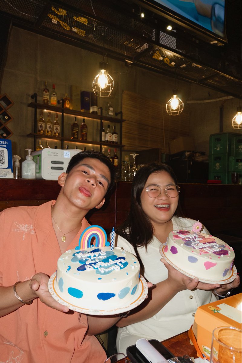 raymartrmro's tweet photo. early bday celeb!! 🤩 https://t.co/IupCu0mu09