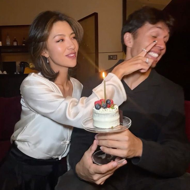 rebelnearby's tweet image. I LOVE MY PARENTS