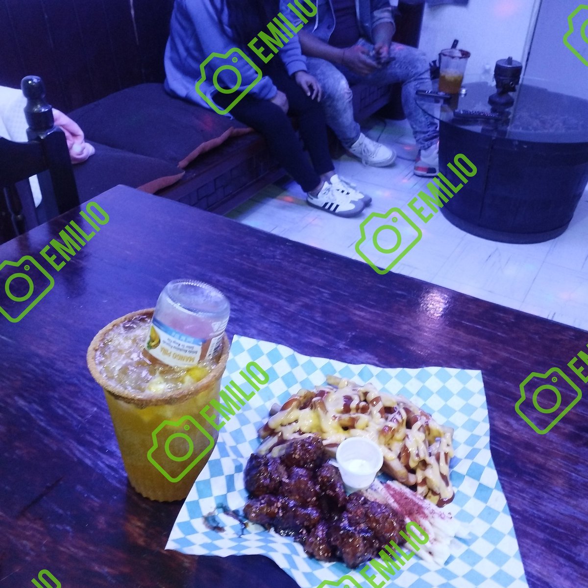 A pasarla Rico 🥵😈 con esta pareja que vino a visitar el negocio 🍻🍹 aquí en Chalco algo bien 🤤👌🏾