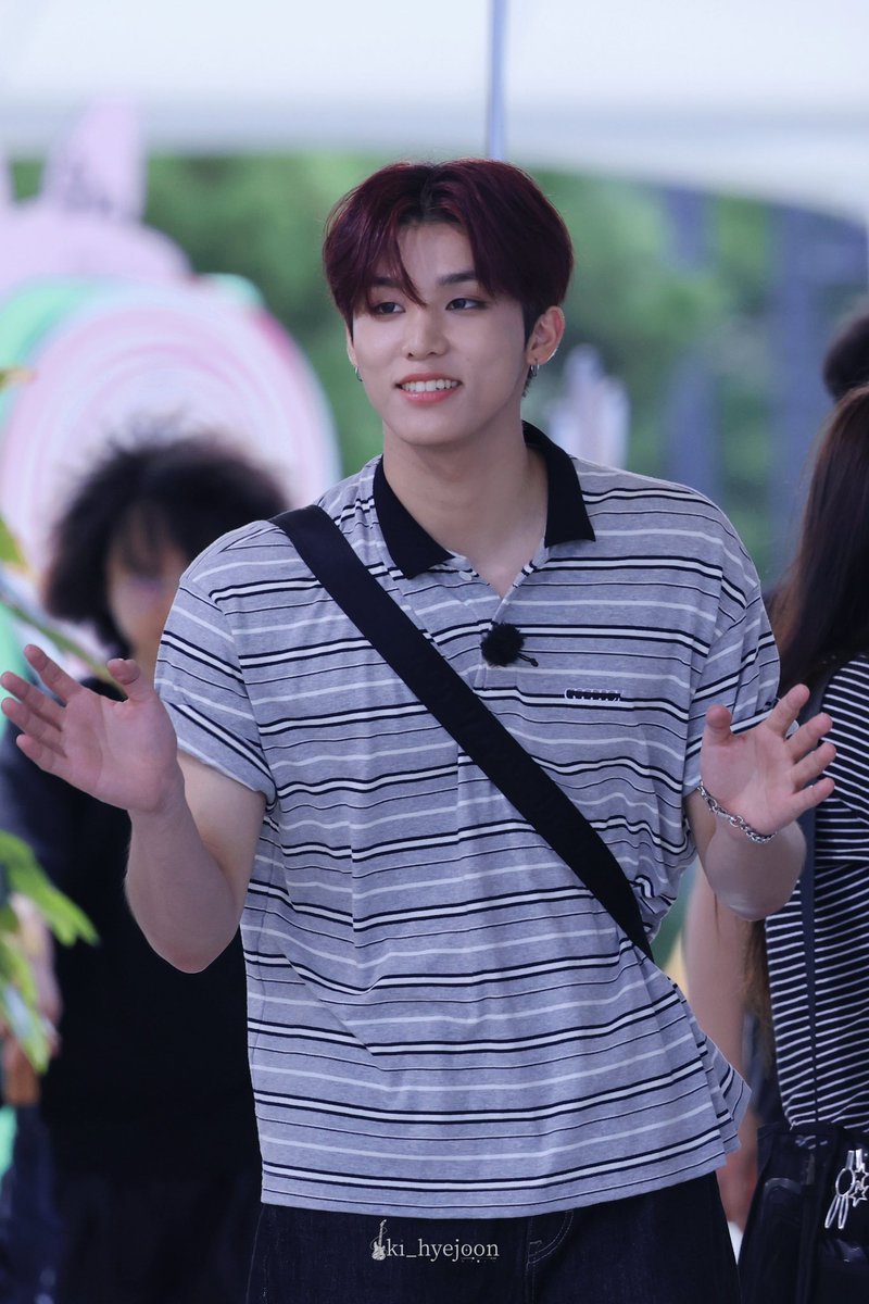 학생 nim
🤗
#박정우 #PARKJEONGWOO #パクジョンウ
#TREASURE #트레저 #トレ