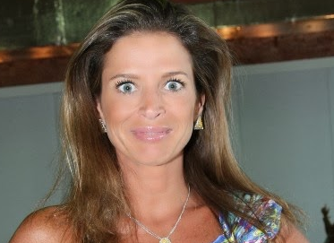 ferntp's tweet photo. @GiovanniSprovi2 Em Legacy Of Atlantis ela está linda demais mas esse olhar fixado dela em Catalyst parecendo alguém tentando enxergar no escuro ficou estranha mesmo rs 🤭
Me lembrou esses memes! https://t.co/fjencE6TdD