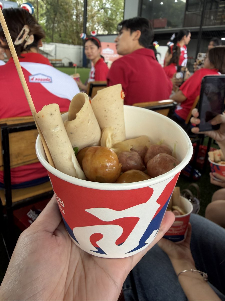 กิ๊ฟเซทก็น่ารักก ของกินก็อร่อย พิเพิร์ลก็หล่อ
ไม่มีอะไรดีกว่าวันนี้ล่ะค่าา 🥰

#เชียร์ไทยไปกับเพิร์ลxสขอนแก่น
#เชียร์ถึงชัยไทยทุกคำ #สขอนแก่น