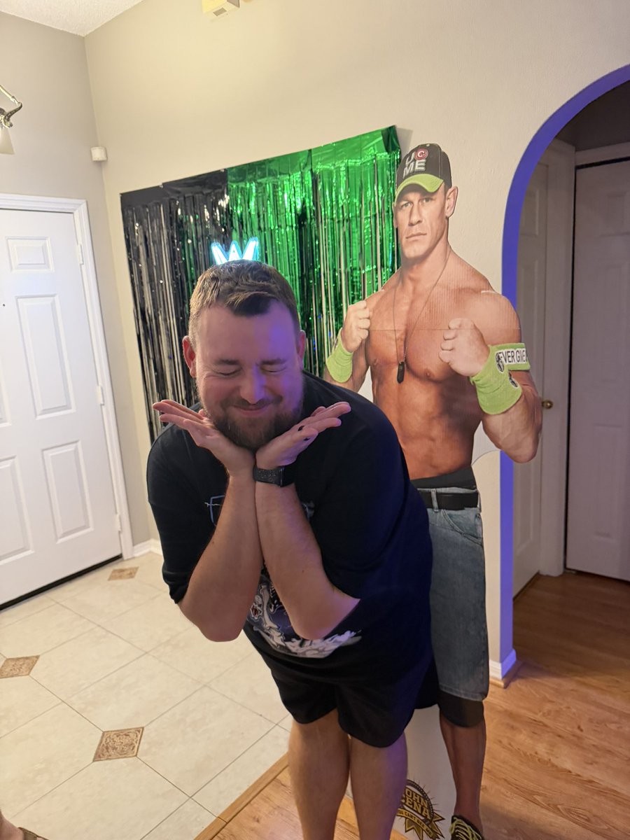 Great night with friends! You can’t see us! Thank you Cena! <a href="/JohnCena/">John Cena</a> 
#flippityflips