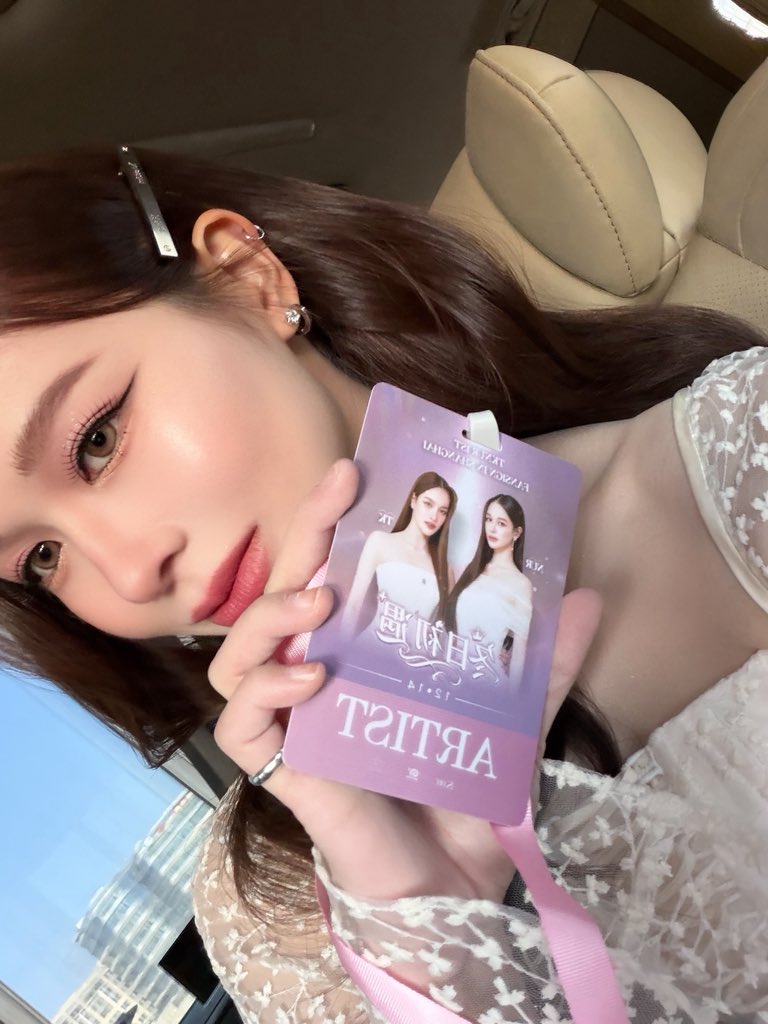 nurdesoraya's tweet photo. เจอกันนะค้าา
#nurdesoraya #TKNur https://t.co/UwImNRbYNy