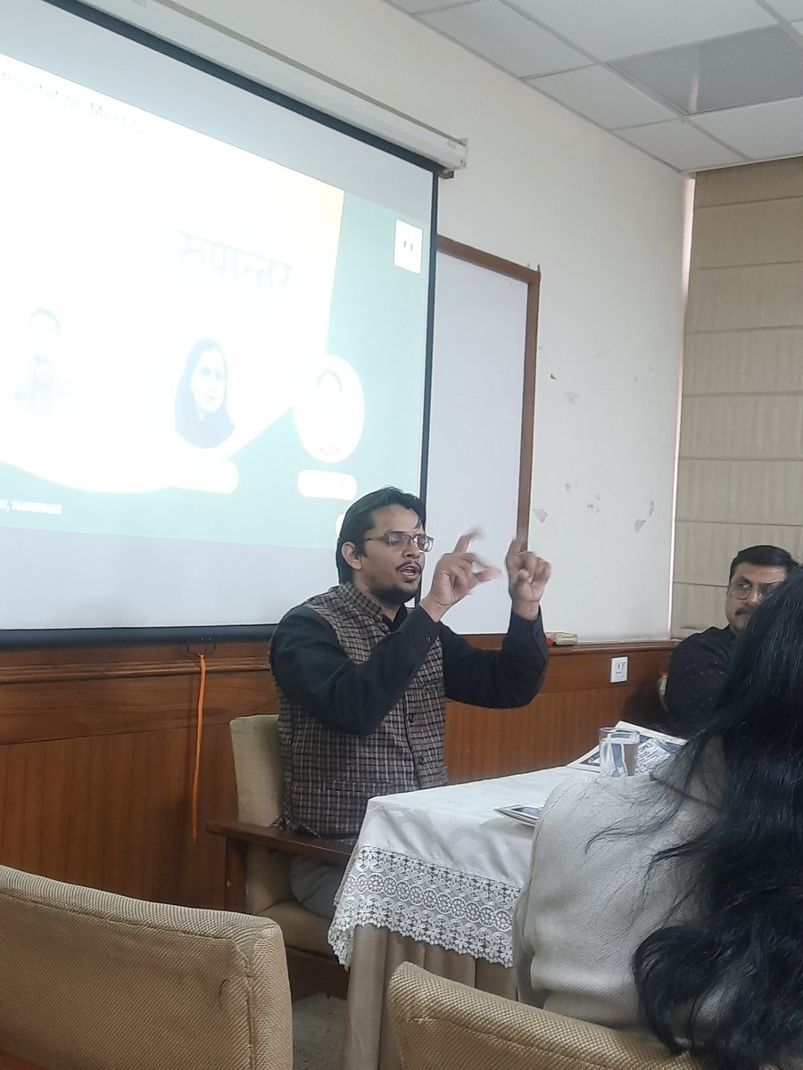 charliemicasa's tweet photo. Got a chance to meet top comittee at @Dhanak_Humanity. I was invited to be part of an event on safety of married couples in india, dynamics of judicial power, inter-faith marriages etc. https://t.co/9DoMtoNkSD