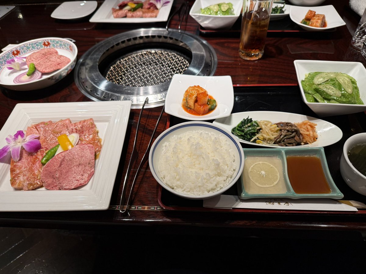Alexis___03213's tweet photo. 叙々苑游玄亭
シャトーブリアン美味しかった https://t.co/4WZoA35nox