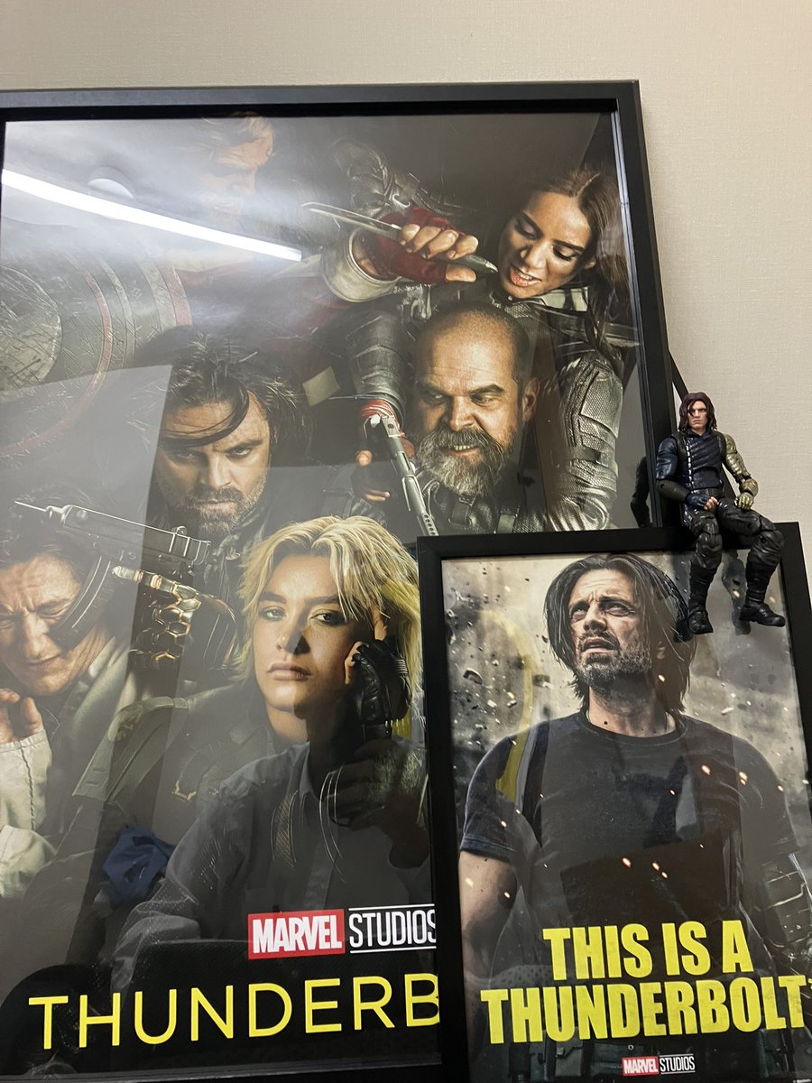 サンダーボルツのでかいポスター買ったぜ🫵マーベルレジェンドも買わ