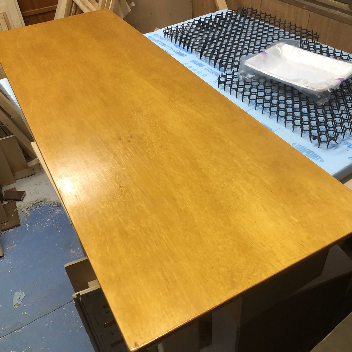 DiySmallFactory's tweet photo. 液晶テレビを置くテーブルを作りました。
垂直方向へモノを置いて、スペースの有効利用を。どんどん端材を減らしていきます〜。😆 https://t.co/eRudDjQdwO