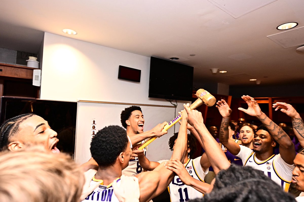 LSU Basketball tweet media