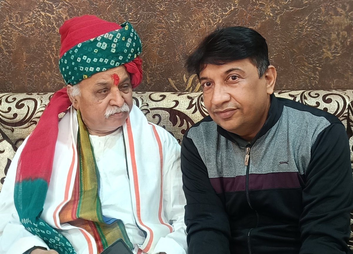 भारतीय संस्कृति के हिन्दू शिरोमणि प्रवीण तोगडिया जयपुर आगमन पर निवास स्थान पर करीब दो घंटे सानिध्य प्राप्त हुआ Breakfast पर साथ चर्चा में विश्व विभूति के अद्भुत ज्ञान से रूबरू का सौभाग्य मिला Z+ सुरक्षा में रहने वाले  हिन्दू समृद्धि, सुरक्षा, स्वास्थ्य, सम्मान  व्यक्तित्व के धनी.