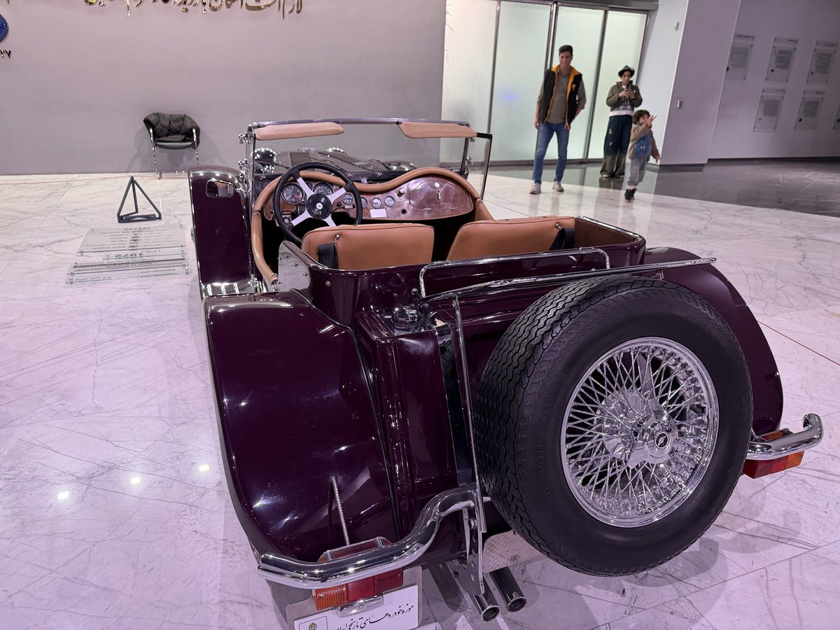 sinark97's tweet photo. Purple https://t.co/hdqdYgNgcC