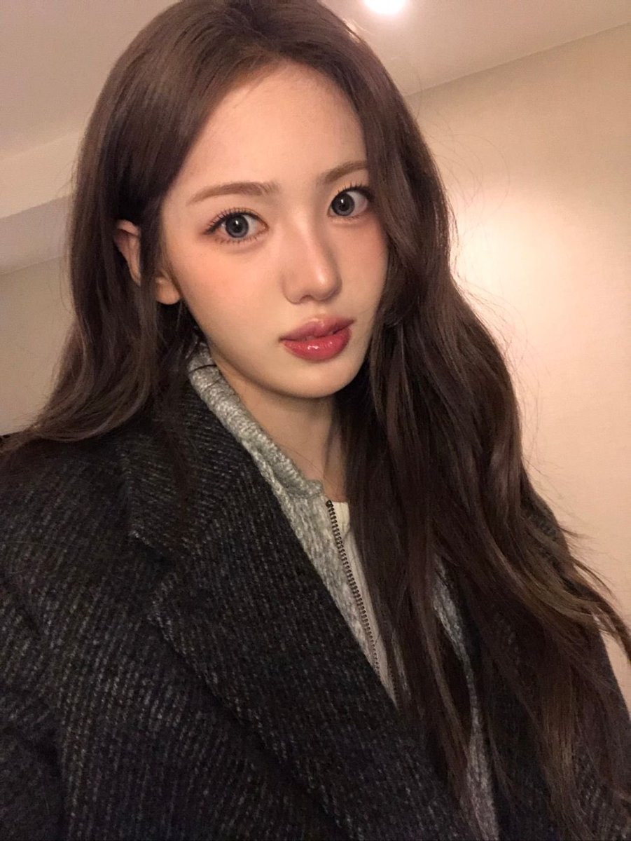 설 tweet media