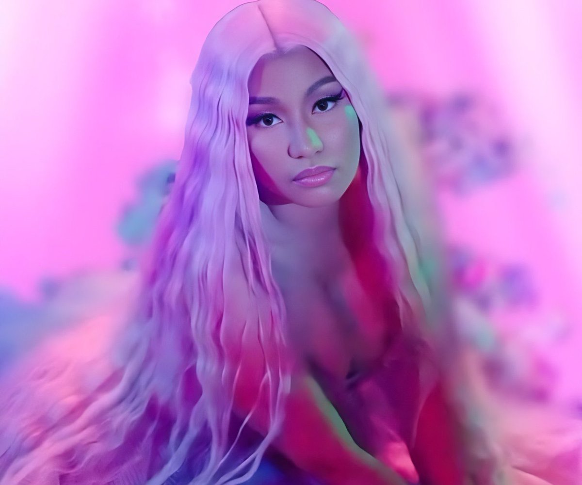 BlackMedia___'s tweet image. “Pink Friday 2” by @NICKIMINAJ jumped 15 spots to #20 on the US iTunes Hip-Hop/Rap Albums chart. 
— Her catalog is seeing a massive surge across all streaming platforms.