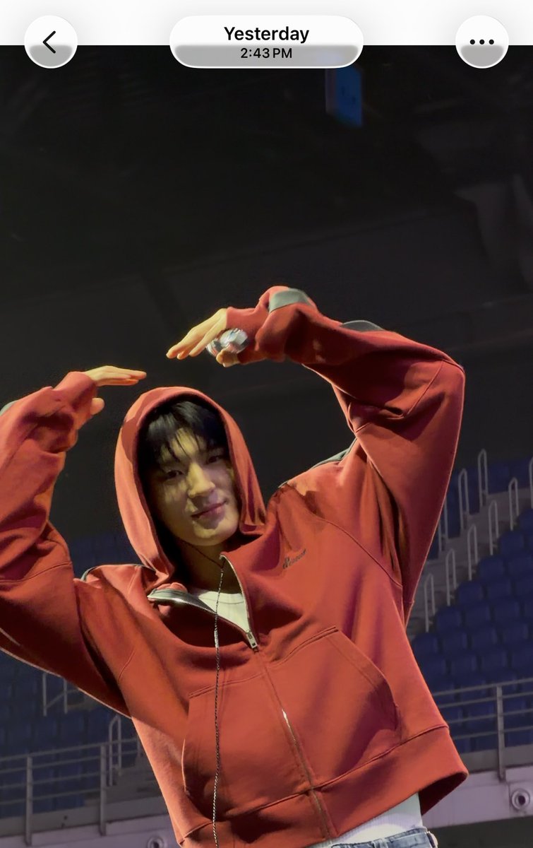 anyone has their pov of jeno doing this heart? during sc when they were performing on the way! please let me know 🥺
#TDS4inKL #TDS4inKUALALUMPUR