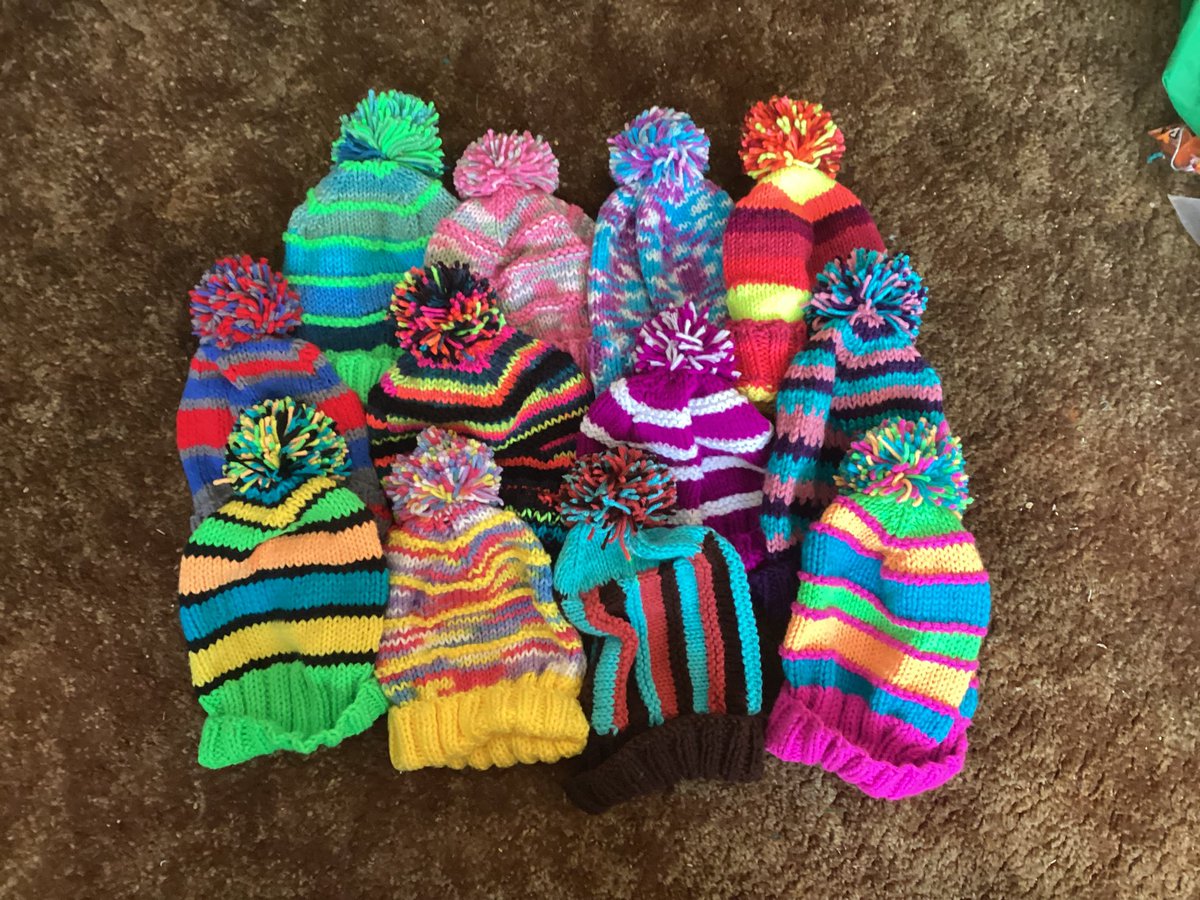 hapandcarol's tweet photo. #HAPPINESS is knitting toques to keep heads warm on cold winter days and giving them away to those who need them. #toques #donations #coldweather #winter https://t.co/Ga8KNTmXx6