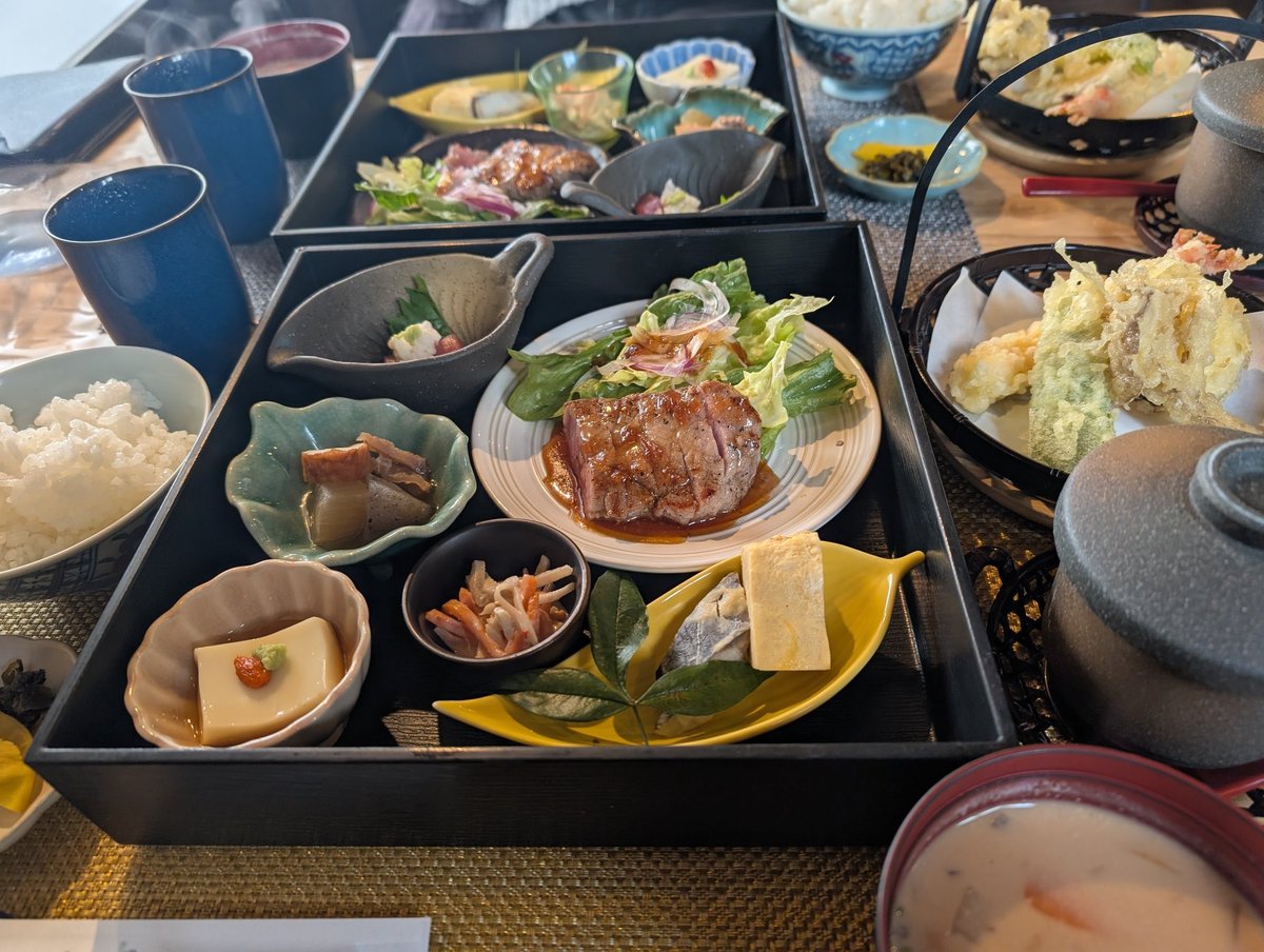 ｺﾞﾁｿｳｻﾏ(*˘︶˘人)ﾃﾞｼﾀ