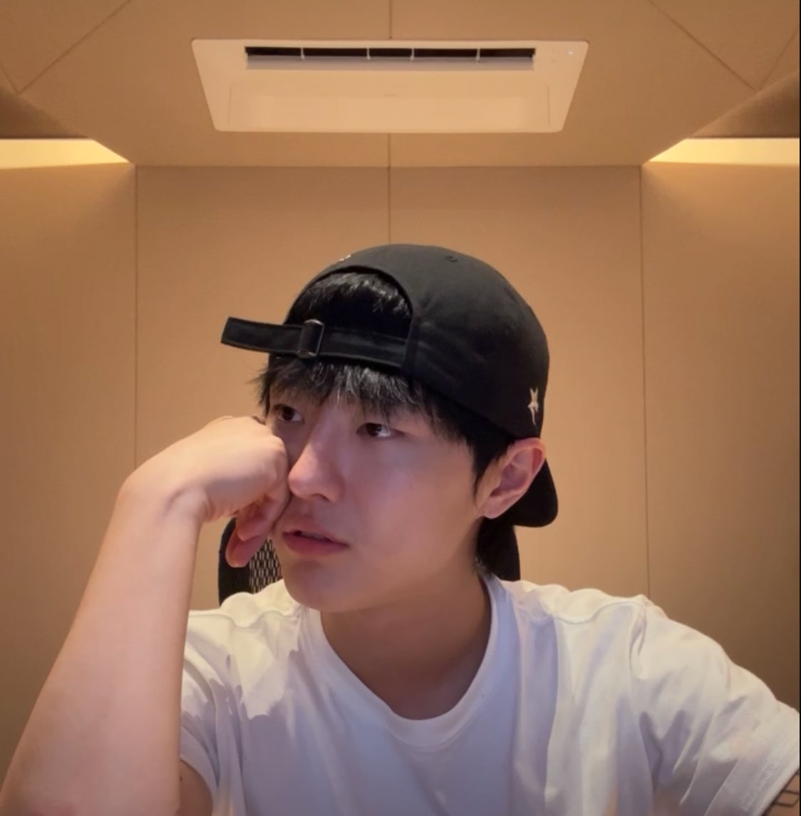kimdelli_'s tweet photo. 조승연의 이런 일상미 있는 사진들 ㄴㅁ 좋음/// https://t.co/Qnt9uy1WzD