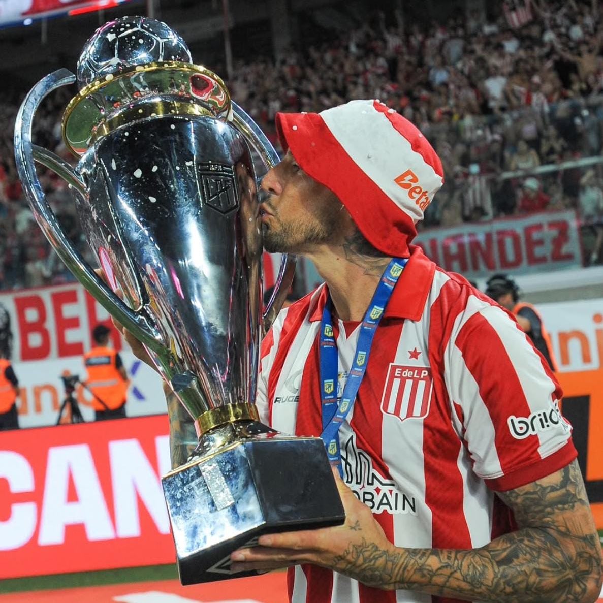 🇦🇹🤴🏻 13 de diciembre, Día Mundial del Príncipe.