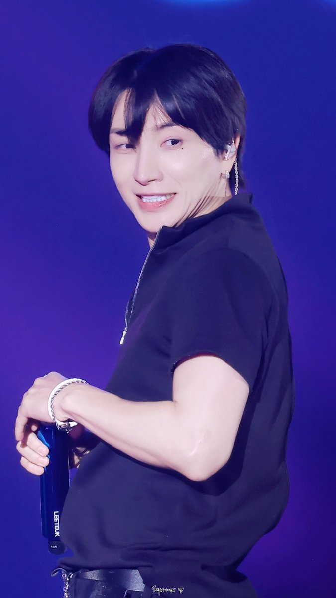 20251213 SUPER SHOW 10 IN NAGOYA DAY1📷END

항상 
건강하고 행복하세요˖♡̷ ⋆ ⟡🪽 ⋆.˚  

<a href="/special1004/">Lee Teuk</a> 
#leeteuk #이특 #박정수 #parkjungsoo 
#슈퍼주니어 #SUPERJUNIOR