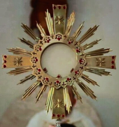 𝖠ʟᴀʙᴀᴅᴏ 𝗌ᴇᴀ ᴇʟ 𝖲ᴀɴᴛɪ́𝗌ɪᴍᴏ 𝖲ᴀᴄʀᴀᴍᴇɴᴛᴏ ᴅᴇʟ 𝖠ʟᴛᴀʀ