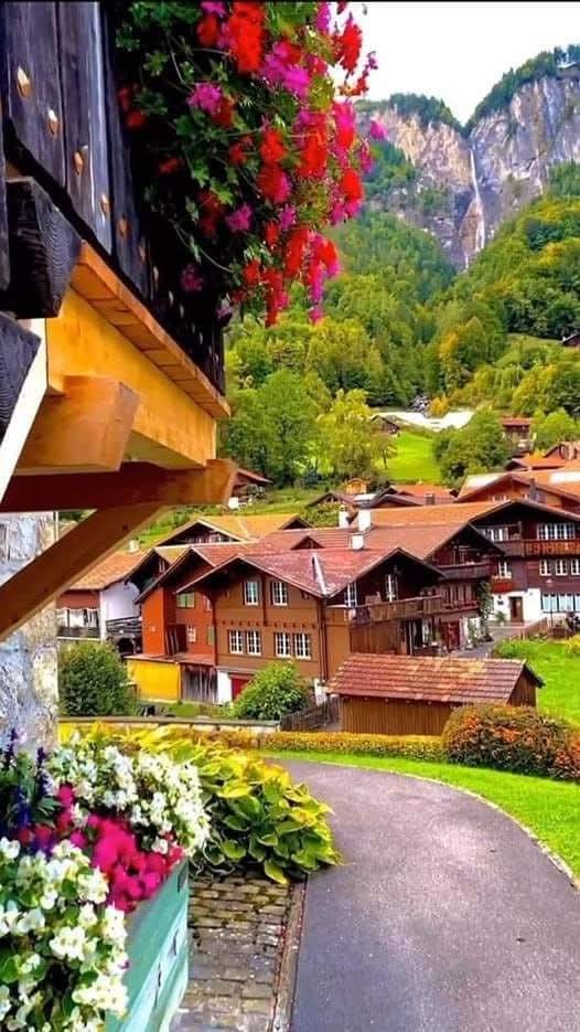 Mutlu Pazarlar Günaydınlar 
Güzel Bir Gün Olsun.☕🎼