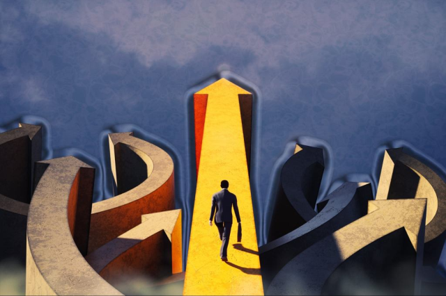 Leaders are judged by decisions, not just actions. Teams want decisive leaders who value feedback and long-term impact. Five tips to hone your judgement skills: bit.ly/4iVUhIF