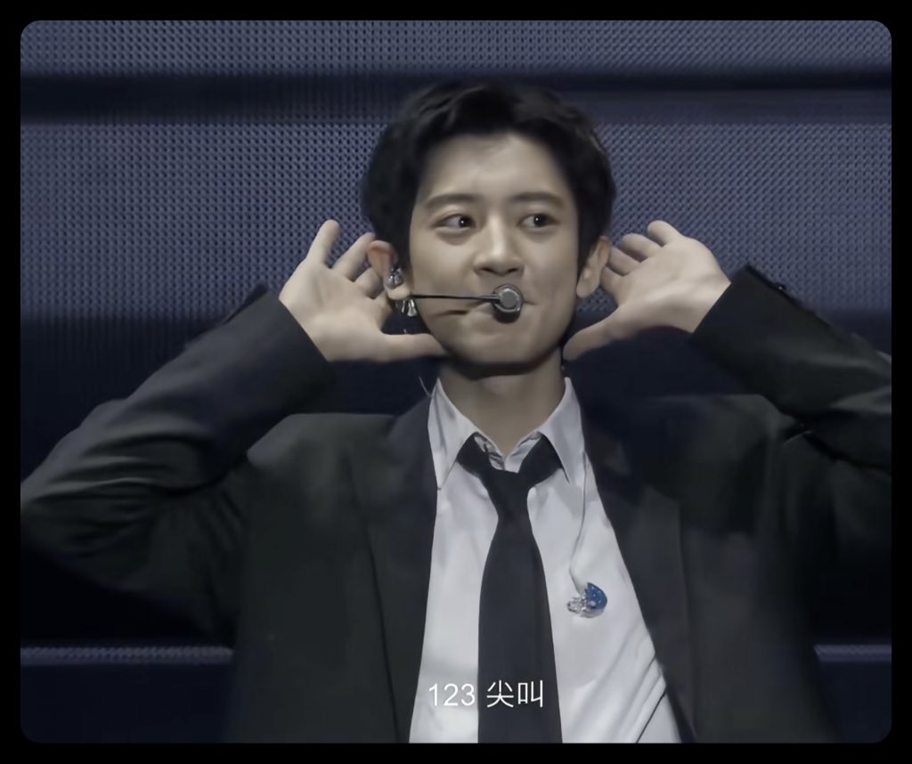 CHANYEOL
soooooooo handsome😭😭😭😭

#chanyeol #灿烈 #朴灿烈 #찬열 #박찬열 #チャニョル #여리에게ㅇㅍㅇ