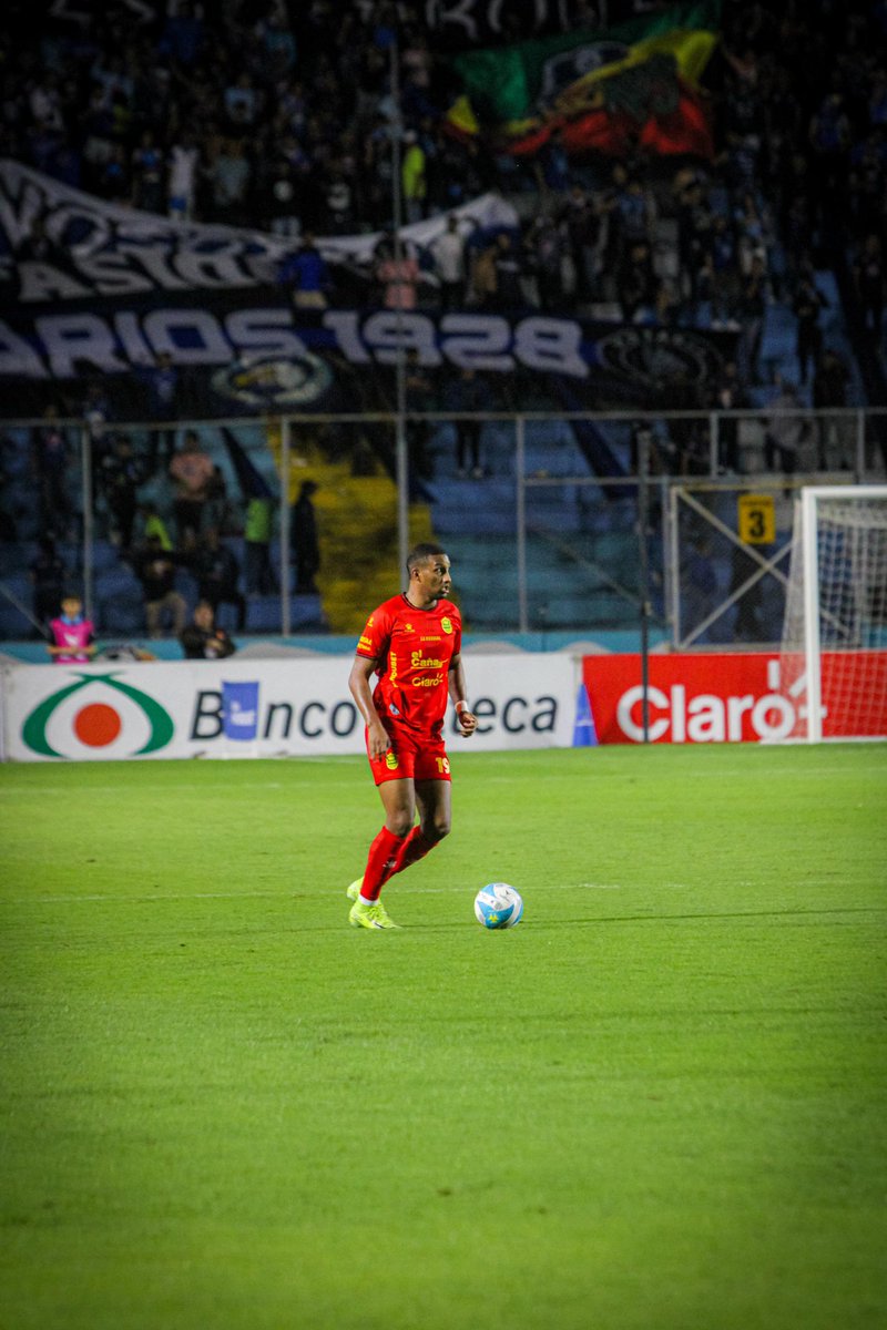 Daniel Aparicio Jacobs. tweet media